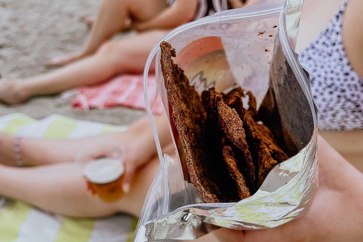 25 Best Beach Snacks - Insanely Good